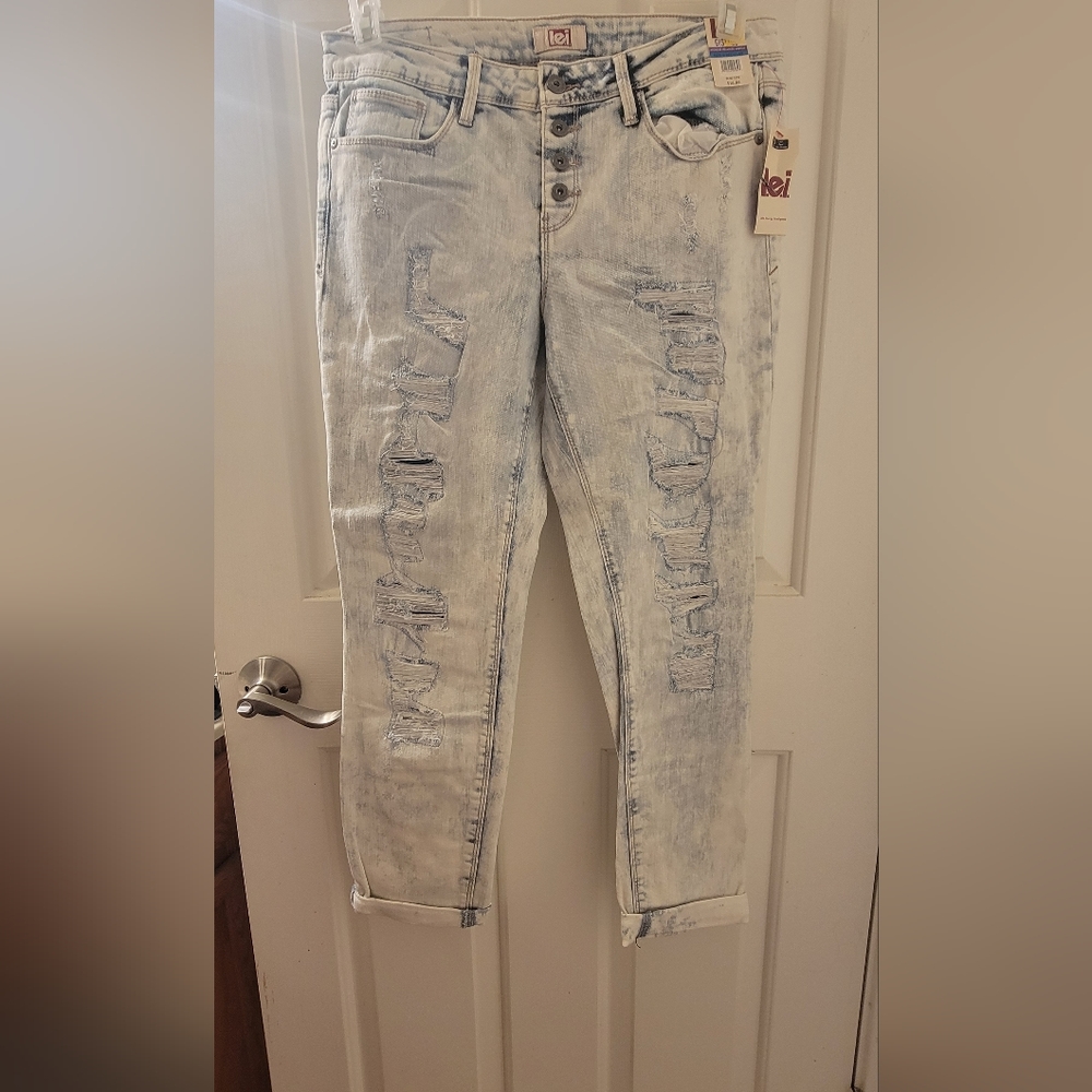 L.e.i Ankle Jeans